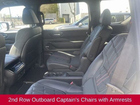 Used 2026 Nissan Armada PRO-4X image 16