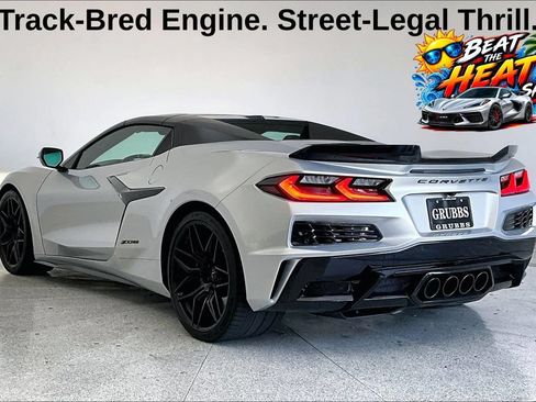 Used 2024 Chevrolet Corvette Z06 w/ Stealth Interior Trim Package RWD image 16
