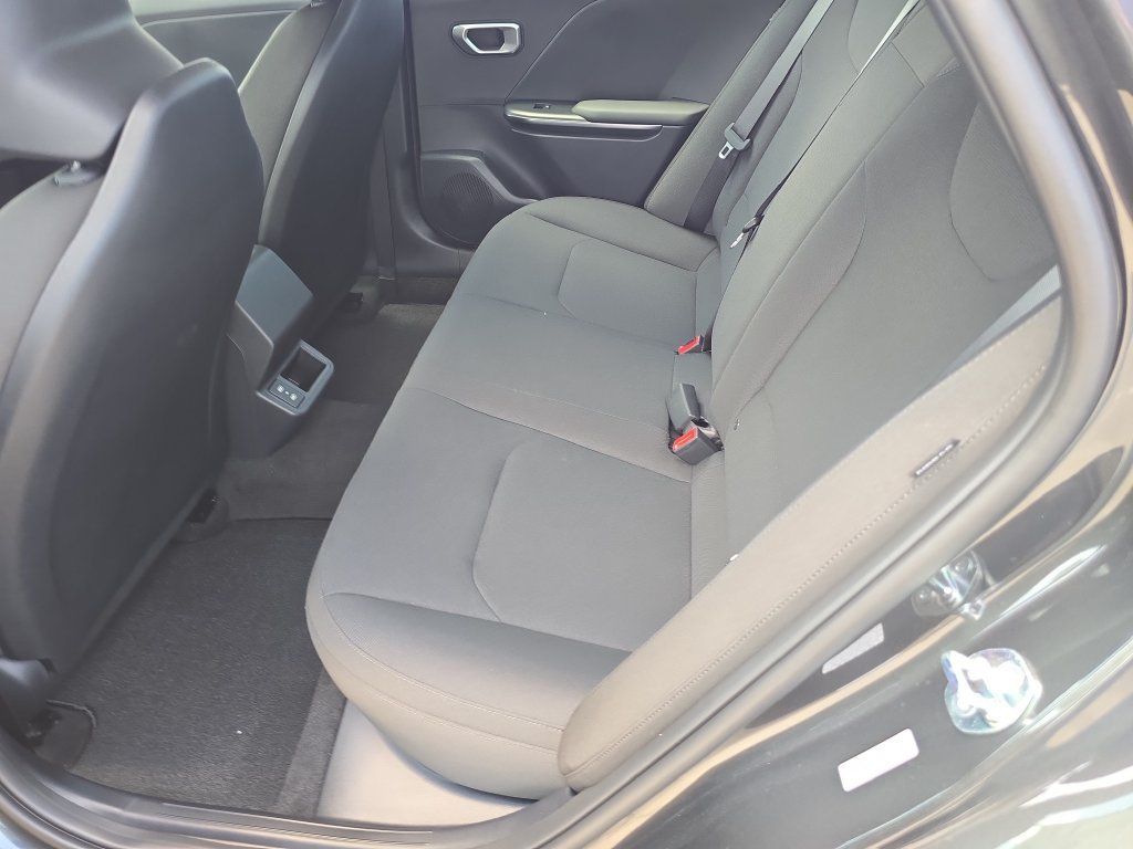 New 2026 Kia K4 FWD image 16