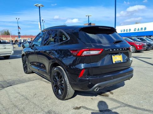 Certified 2023 Ford Escape ST-Line Elite image 9