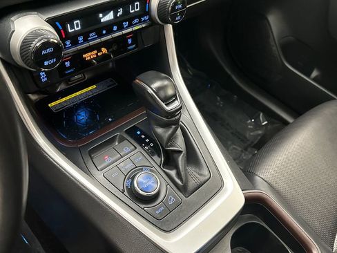 Certified 2020 Toyota RAV4 Limited AWD/4WD image 15