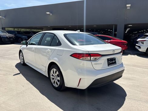 Used 2025 Toyota Corolla LE FWD image 7