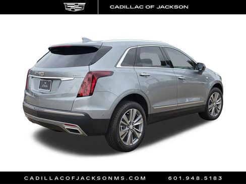 New 2026 Cadillac XT5 Premium Luxury w/ LPO, Floor Liner Package FWD image 4