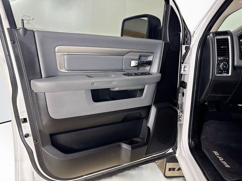 Used 2020 RAM 1500 Classic Warlock AWD/4WD image 11
