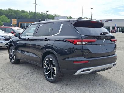 New 2025 Mitsubishi Outlander SE