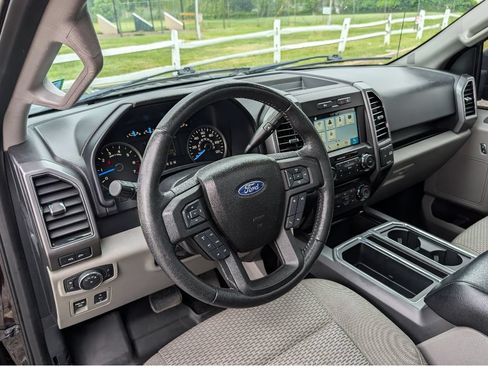 Used 2018 Ford F150 XLT w/ Equipment Group 302A Luxury AWD/4WD image 20