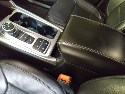 Used 2020 Ford Explorer Limited image 26