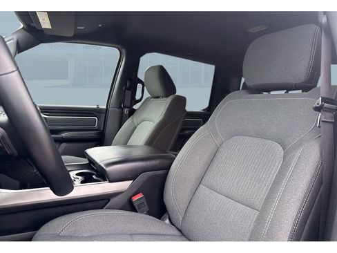 Used 2022 RAM 1500 Big Horn AWD/4WD image 11