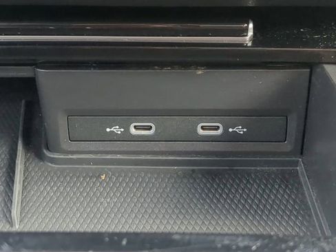 Used 2025 Volkswagen Atlas SE AWD/4WD image 27