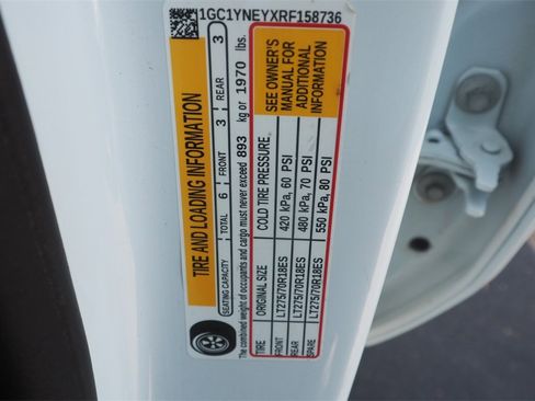 Used 2024 Chevrolet Silverado 2500 LT image 35