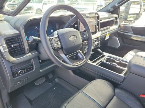New 2026 Ford F350 Platinum w/ Tremor Off-Road Package AWD/4WD image 18