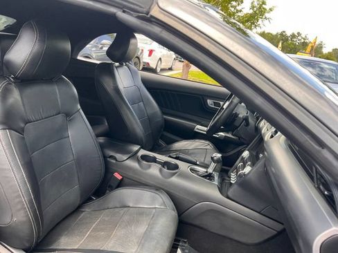 Used 2020 Ford Mustang Premium RWD image 26