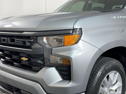 Used 2024 Chevrolet Silverado 1500 Custom image 9