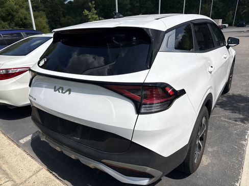 Used 2023 Kia Sportage EX FWD image 8