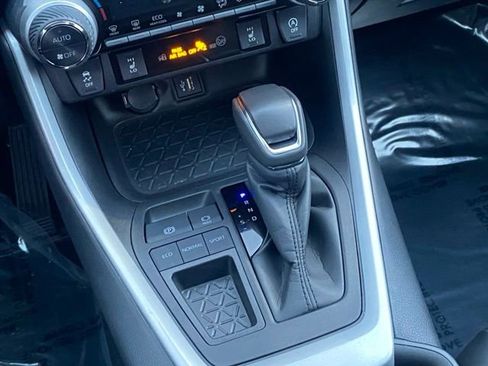 Used 2024 Toyota RAV4 XLE Premium image 16