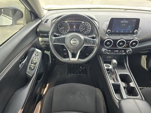 Used 2022 Nissan Sentra SR w/ Trunk Package FWD image 13