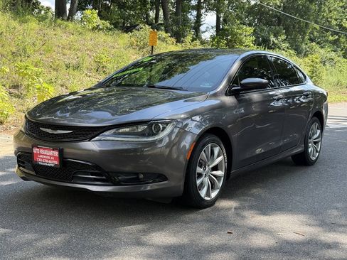 Used 2016 Chrysler 200 S w/ Navigation & Sound Group I AWD/4WD image 1