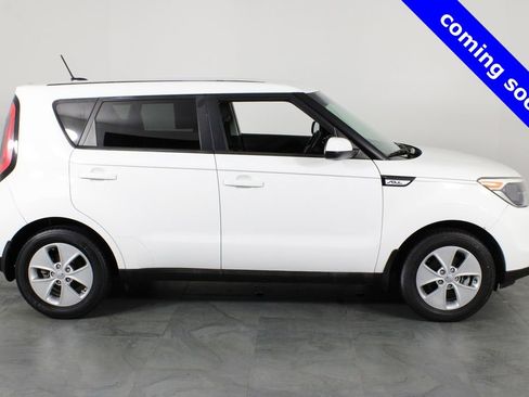 Used 2015 Kia Soul Base image 12