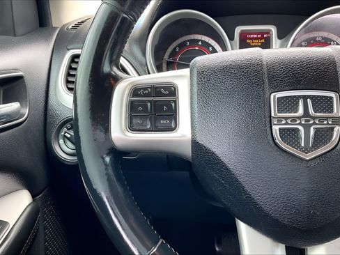 Used 2017 Dodge Journey SE w/ Flexible Seating Group FWD image 10