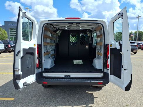 Used 2025 Ford Transit 250 Low Roof w/ Exterior Upgrade Package RWD image 9