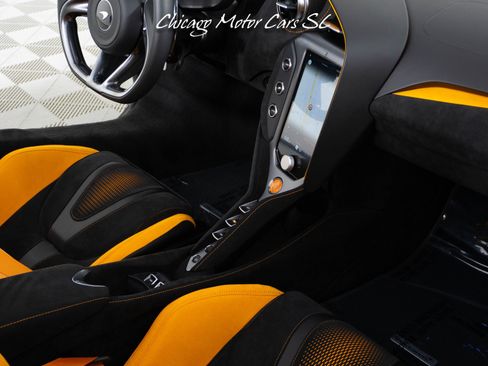 Used 2026 McLaren 750S Spider RWD image 54