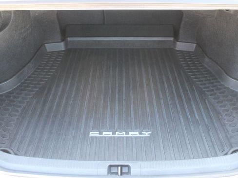 Used 2025 Toyota Camry SE FWD image 16