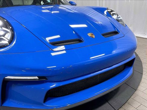 Used 2022 Porsche 911 GT3 image 25