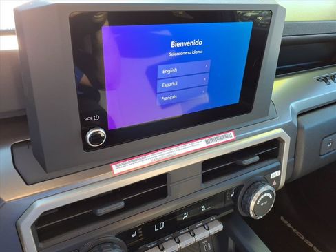 Used 2024 Toyota Tacoma SR5 AWD/4WD image 31