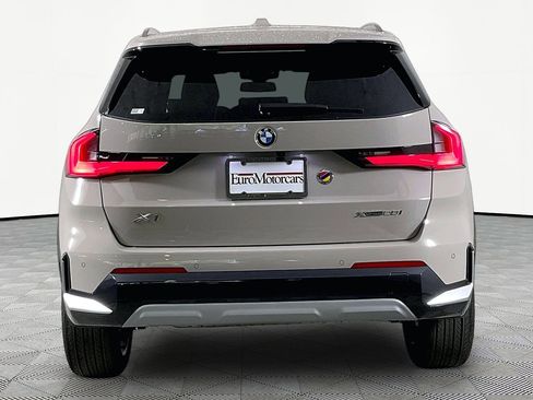 New 2026 BMW X1 xDrive28i AWD/4WD image 7