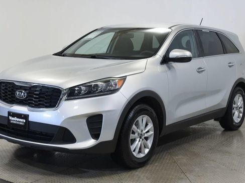 Used 2019 Kia Sorento FWD image 19