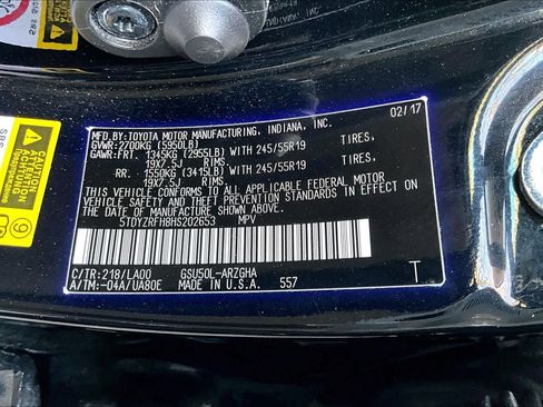 Used 2017 Toyota Highlander Limited image 31