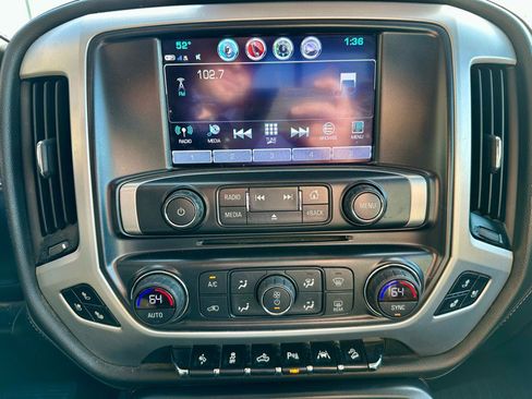 Used 2018 GMC Sierra 1500 SLT image 19