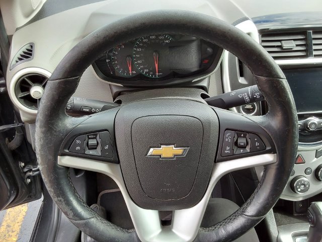 Used 2020 Chevrolet Sonic Premier FWD image 26