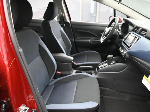 New 2025 Nissan Versa SV image 15