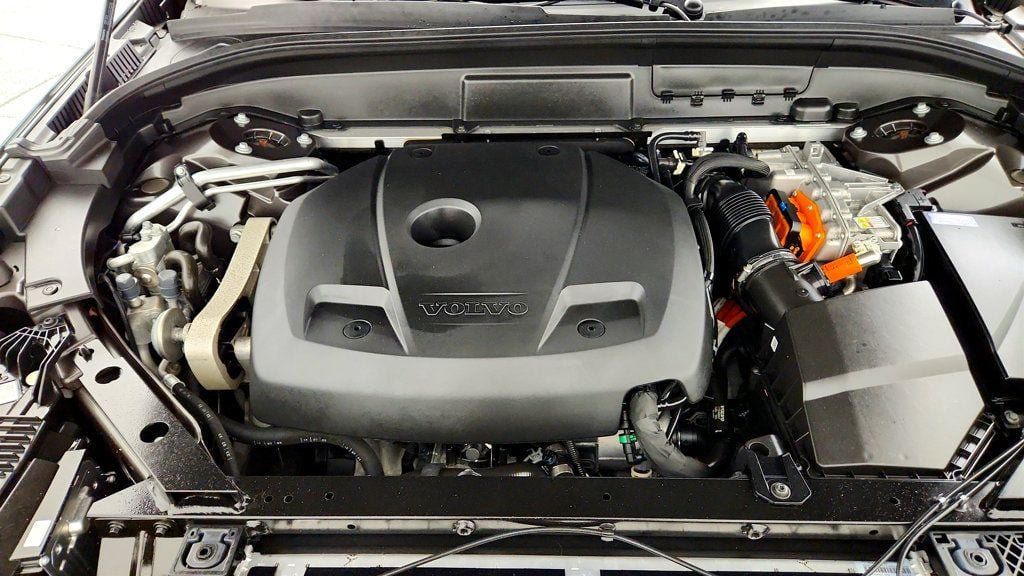 Used 2024 Volvo XC60 T8 Ultimate w/ Climate Package AWD/4WD image 26