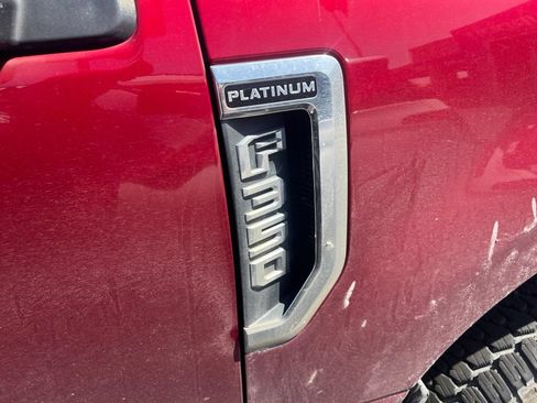 Used 2018 Ford F350 Platinum w/ Platinum Ultimate Package AWD/4WD image 4