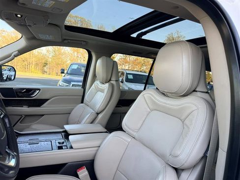 Used 2019 Lincoln Navigator L Reserve w/ Cargo Package AWD/4WD image 33