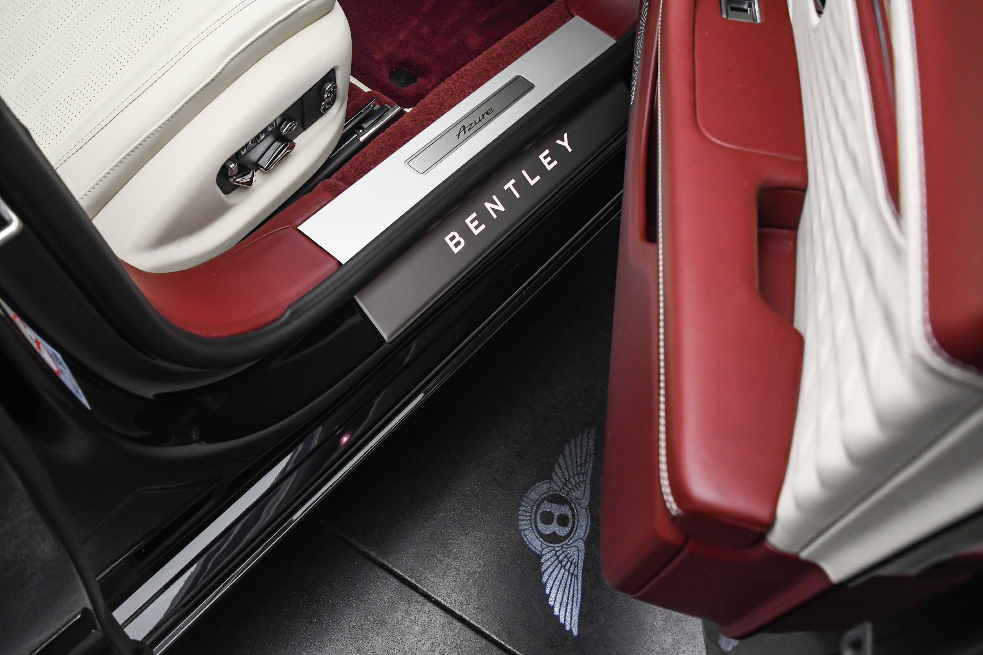 New 2026 Bentley Flying Spur V8 AWD/4WD image 43