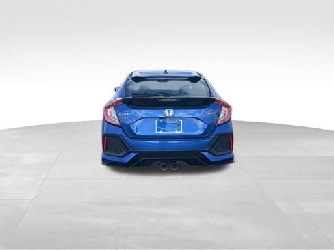 Used 2017 Honda Civic Sport image 4