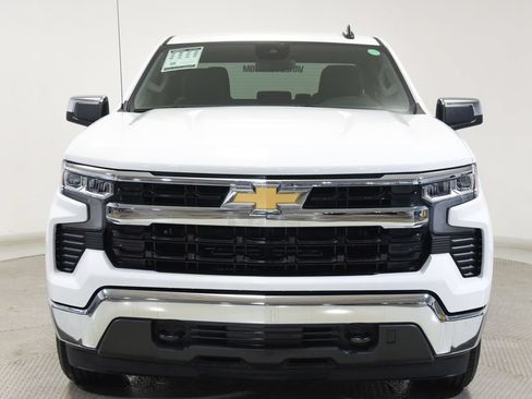 Used 2023 Chevrolet Silverado 1500 LT AWD/4WD image 2