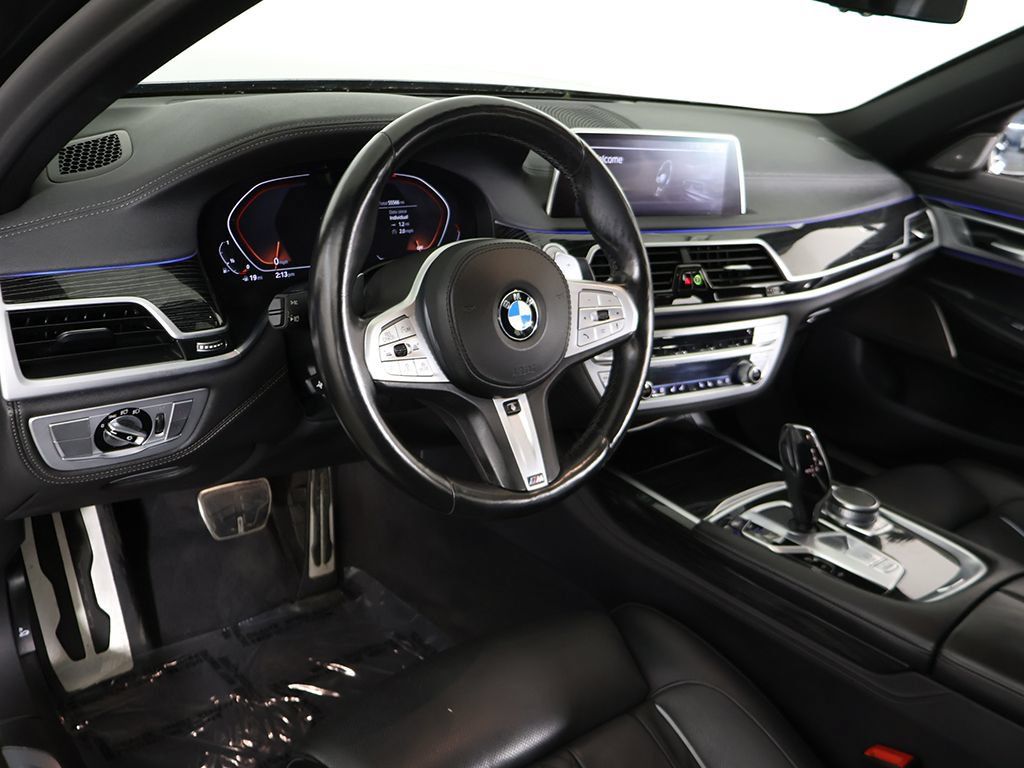 Used 2021 BMW 750i xDrive w/ M Sport Package AWD/4WD image 33