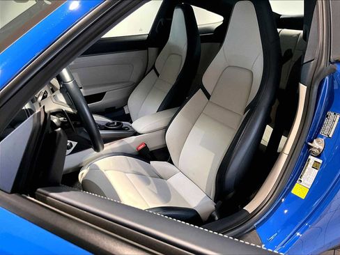 Used 2025 Porsche 911 Carrera S RWD image 8