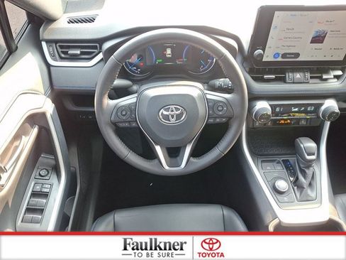 Certified 2024 Toyota RAV4 XSE w/ Weather Package AWD/4WD image 11