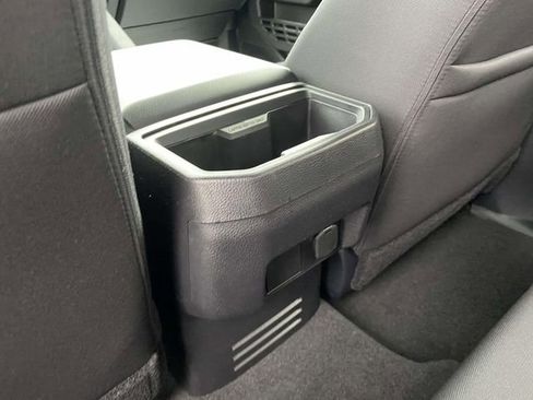 Certified 2025 Toyota Tacoma SR image 11