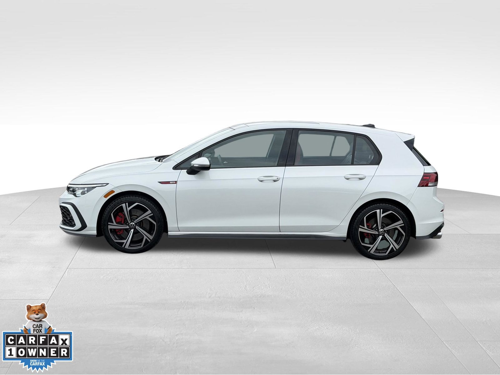 Used 2024 Volkswagen GTI SE w/ SE Leather Seats Package FWD image 4