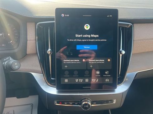 New 2026 Volvo XC90 B6 Plus w/ Protection Package Premier AWD/4WD image 32