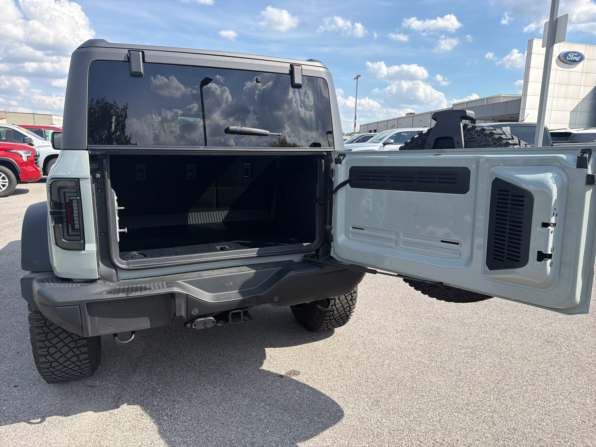 Used 2023 Ford Bronco Badlands AWD/4WD image 29