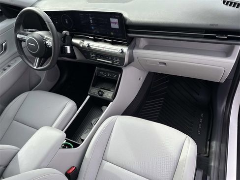 Used 2024 Hyundai Kona Limited image 30