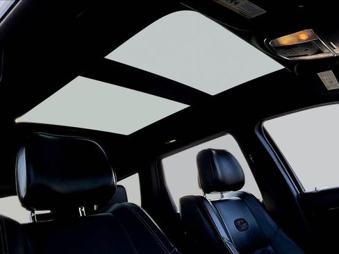 Used 2015 Jeep Grand Cherokee Overland image 27