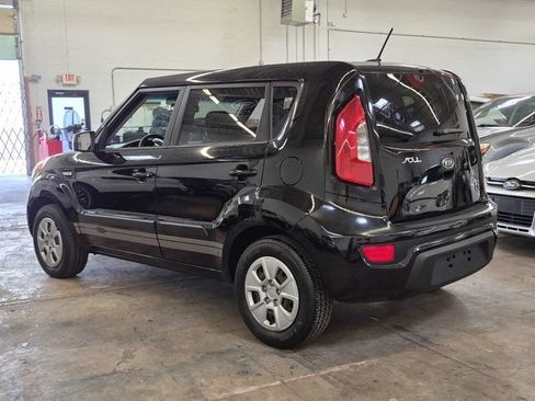 Used 2012 Kia Soul FWD image 14
